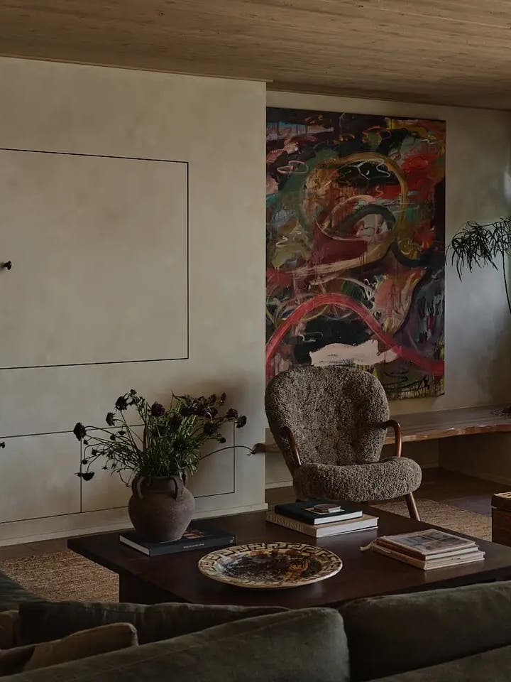 00-FEATURE-Moody-Living-Rooms-Domino-02