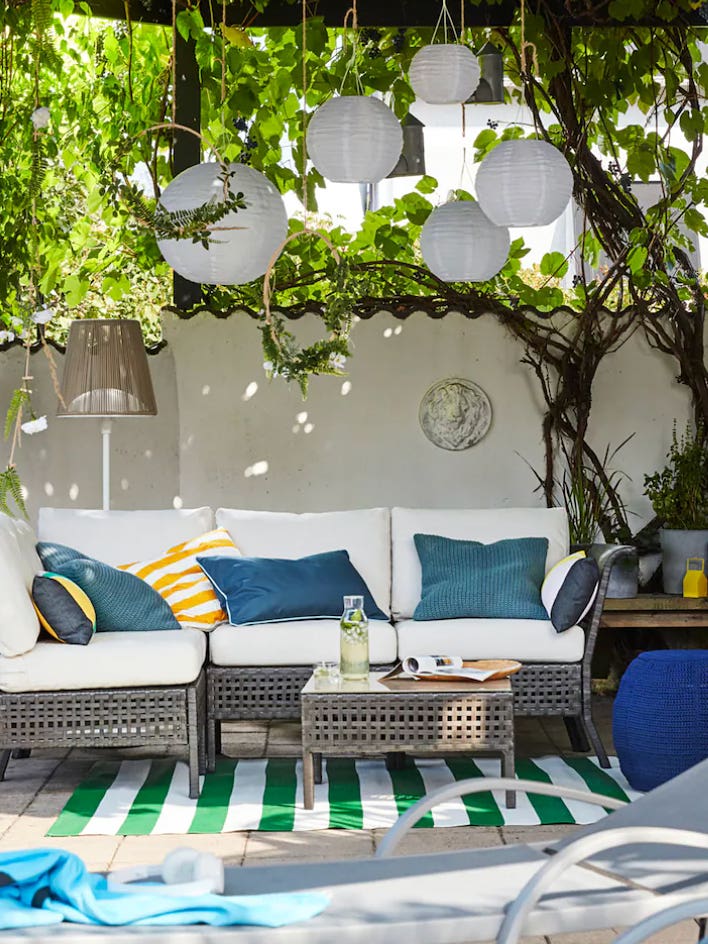 00-FEATURE-sofa-side-table-domino