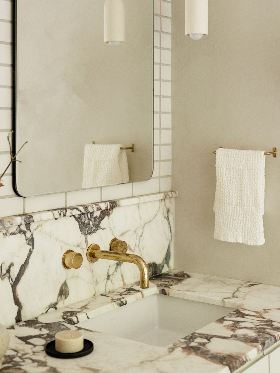 marble sink