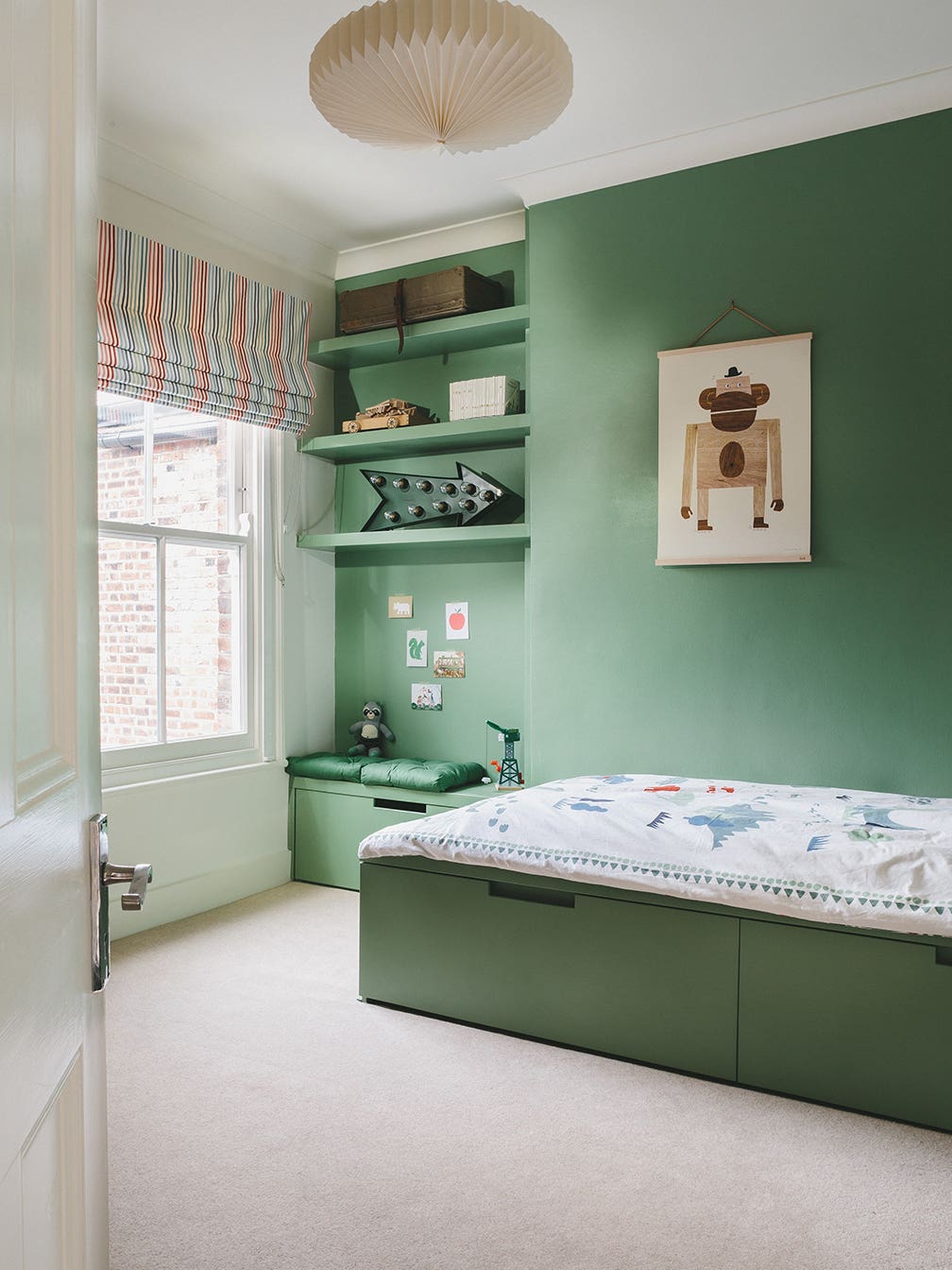 a kids bedroom