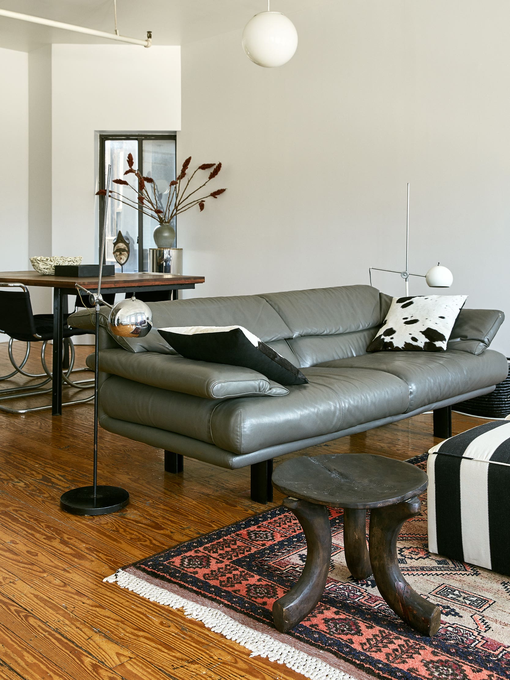 How Instagram’s Coolest Floral Designer Arranges Her NYC Studio Apartment
