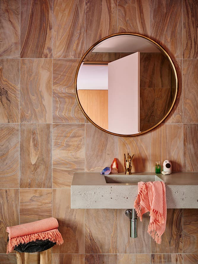 15 of the Best Bathrooms We Saw All Year