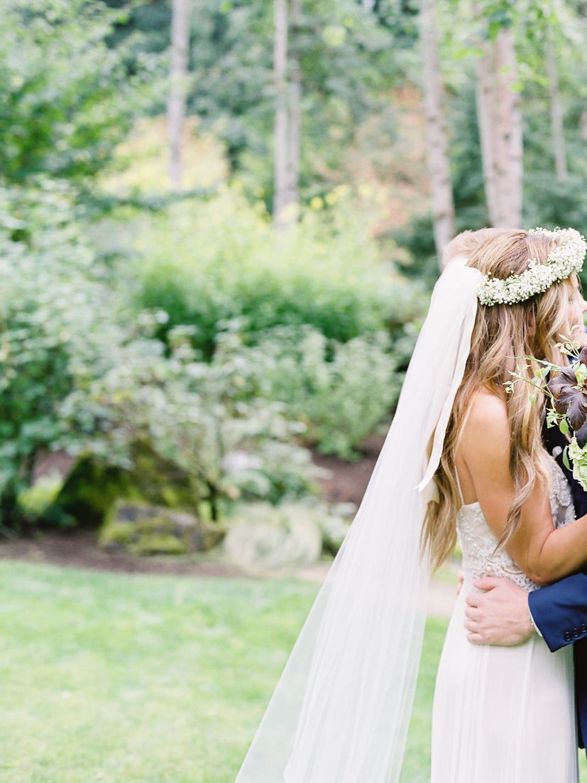 The One Wedding Floral Idea You Haven’t Thought of Yet