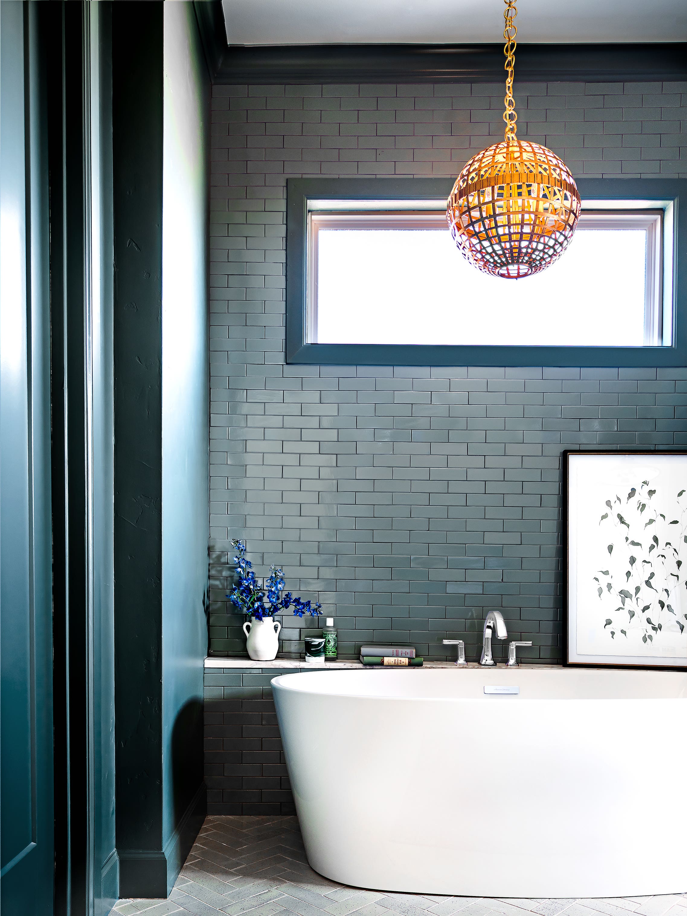 Glossy Tiles and a Lick of Teal Paint Give This Bathroom a Dose of Attitude